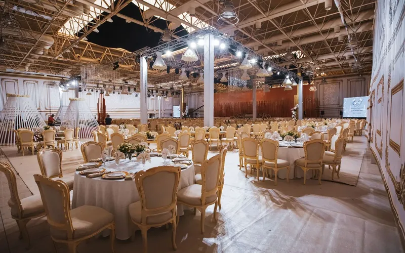 Elegant banquet hall detailed and ready before an event